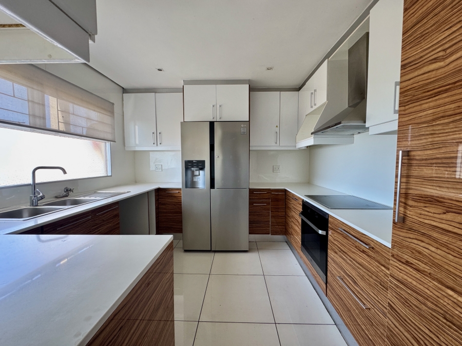 3 Bedroom Property for Sale in Claremont Western Cape